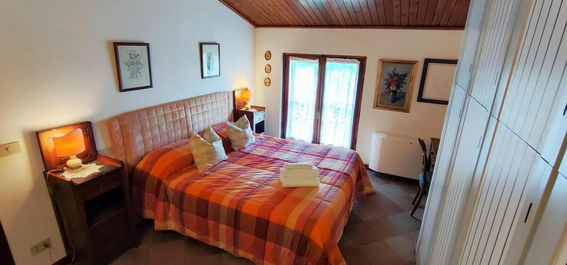 Le Quattro Stagioni Guest House Massa  Italy