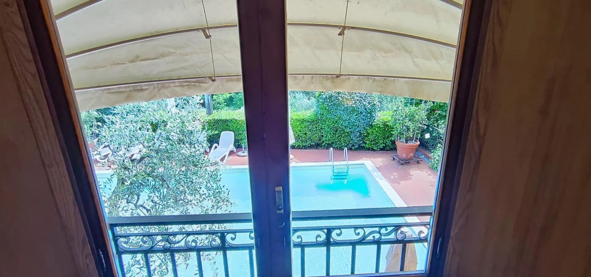 Le Quattro Stagioni Guest House Massa