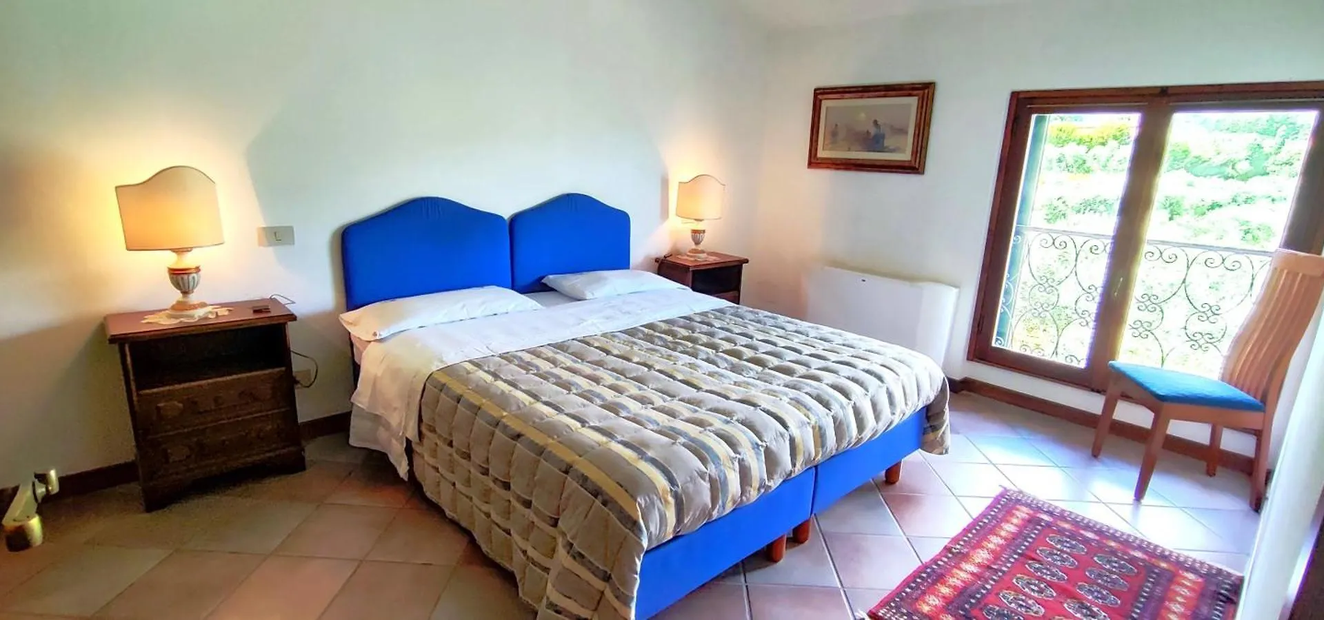 Le Quattro Stagioni Guest House Massa  Country house